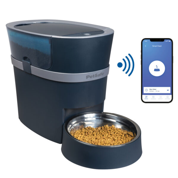 remote pet feeder for dogs and cats